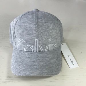 Brand new Calvin Klein hat (one size)